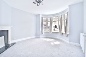 Living Room- click for photo gallery